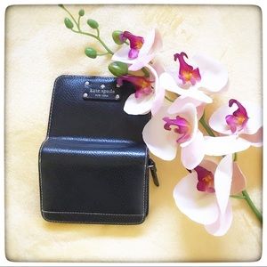Kate Spade ♠️ Authentic women’s leather wallet